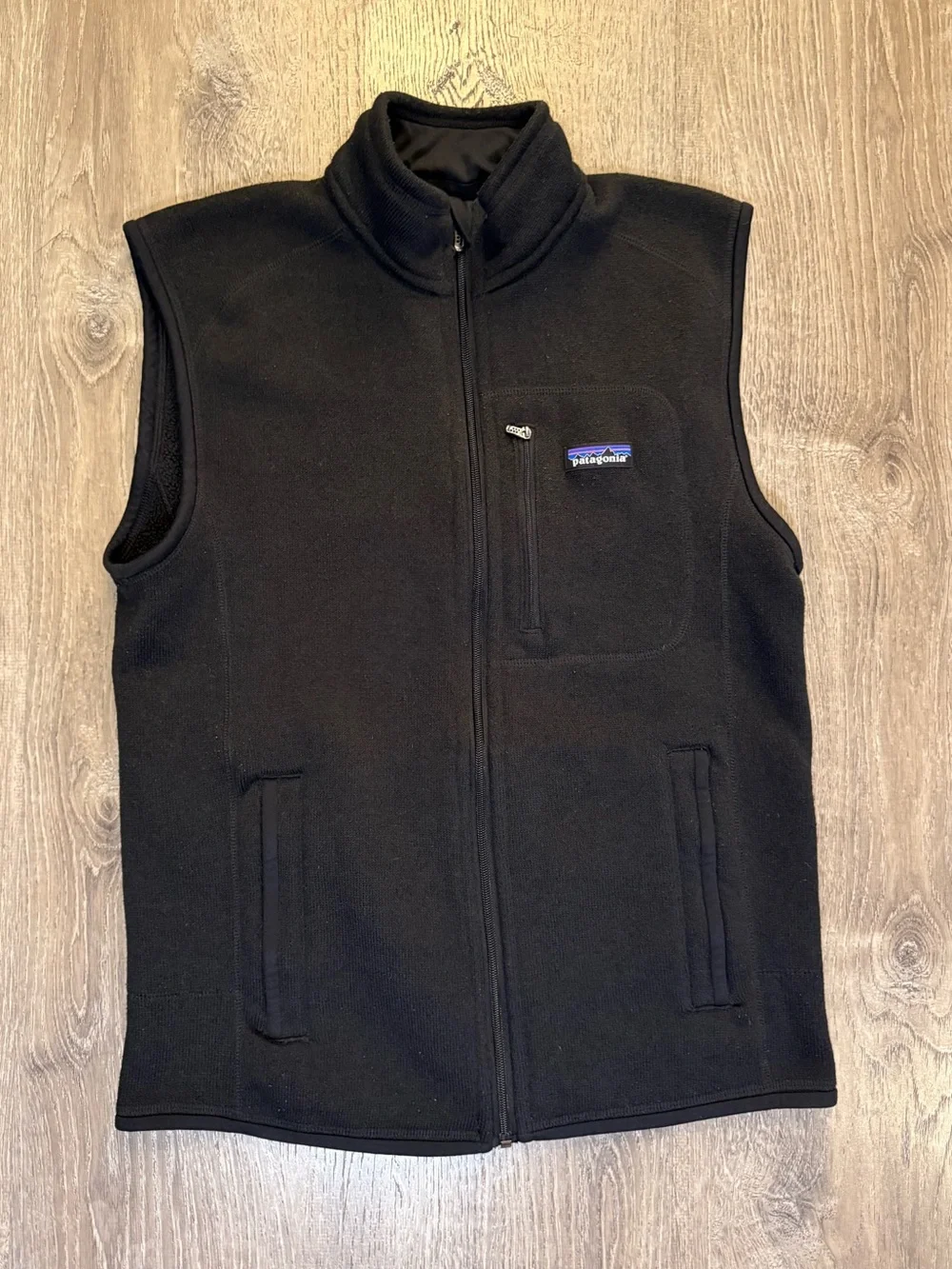 Patagonia Men’s Better Sweater Vest in black